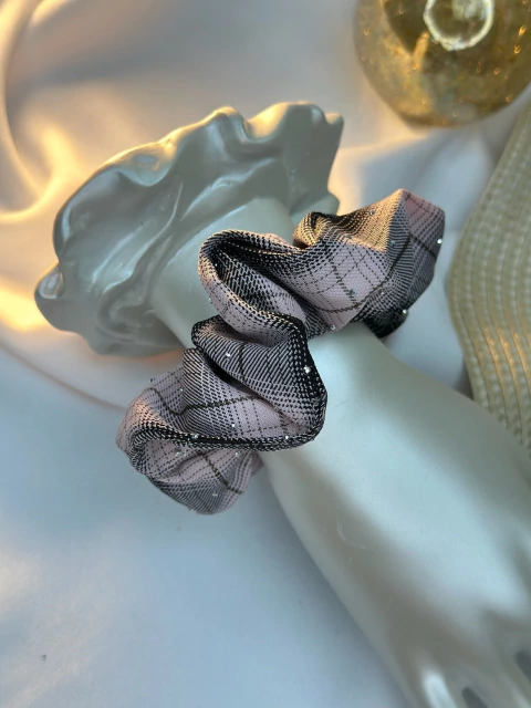 Scrunchie xadrez e ponto de luz XULY01 - comprar online
