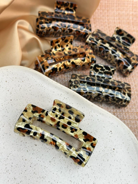 Piranha G quadrada vazada acetato animal print PIYU01 - comprar online