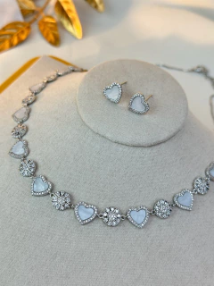 Kit colar/brinco LUXO corações madrepérola COSN06 - Ruchelli Bijoux