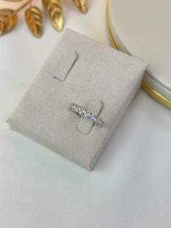 Anel cristais detalhado ANLS07 na internet