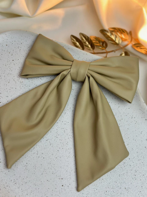 Laço couro bege bico de pato LAJD08 - comprar online