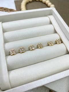 Trio de brincos trevo cravejado BRIJU01 - Ruchelli Bijoux