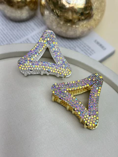 Piranha m triangulo cravejada PILZ01 na internet