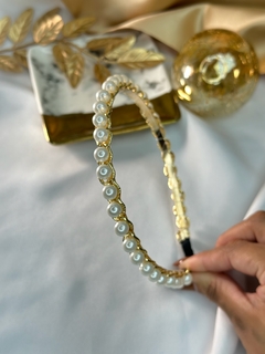 Imagem do Tiara de corrente com pérola G TIAJC01