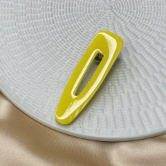 Bico de pato pr47 oval fino vazado amarelo