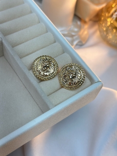 Brinco Versace BRIJT01 - Ruchelli Bijoux