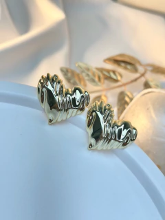 Brinco coração riscado BRIAL02 - Ruchelli Bijoux