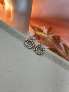 Brinco esferas cravejadas BRIMU03 - Ruchelli Bijoux