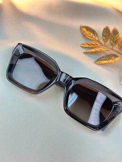 Óculos de sol Brenda polarizado OCNV02 - Ruchelli Bijoux