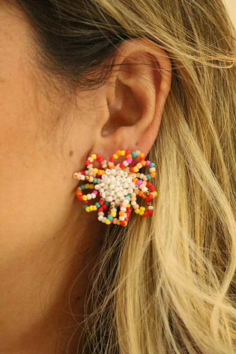 Brinco flor miçanga vazada BRIMN01 - comprar online