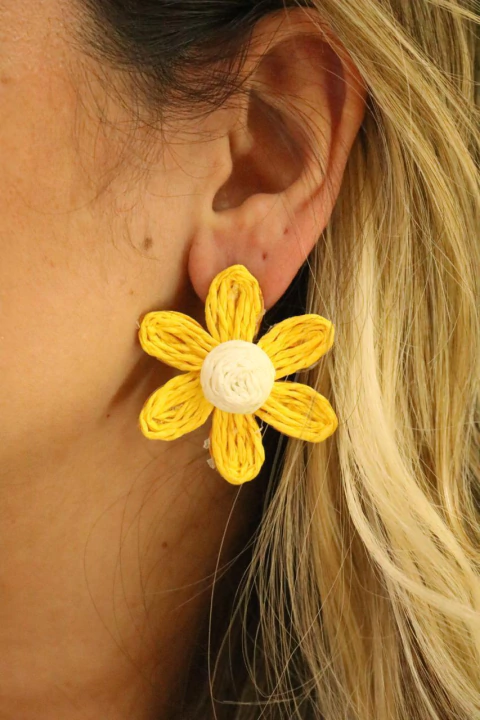 Brinco de palha flor Emi BRILS01 - comprar online