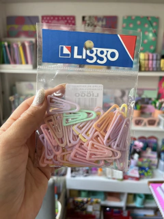 Clips triangular colores pasteles. Liggo