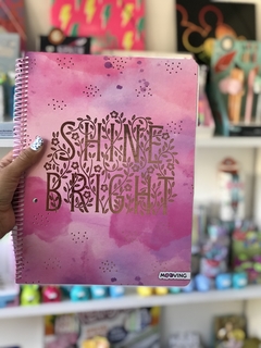 CUADERNO A4 GOLDEN ROSE MOOVING RAYADO