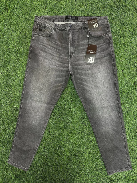 CALÇA JEANS CINZA BASICA PLUS SIZE - CINZA USED - comprar online