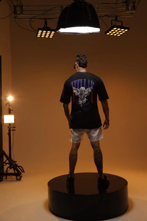 CAMISA MALHA REGULAR ANJO NAS COSTAS TITULAR - PRETO - comprar online