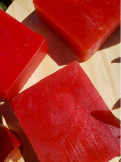 Sabonete Esfoliante calda de Morango. ViBrandt - comprar online