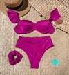 Biquíni meia taça com babados e hotpants fúcsia