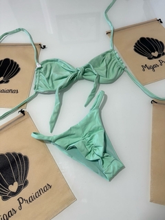 Biquíni top com lacinho verde água na internet