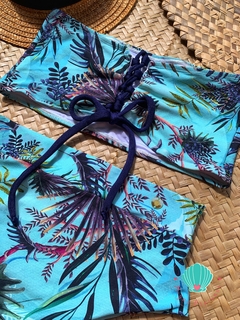 BIQUÍNI TOP TRANÇADO COM CALCINHA HOTPANTS ESTAMPADO - comprar online