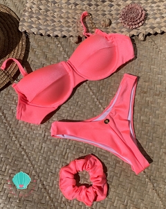 Biquíni meia taça com correntes coral glow - comprar online
