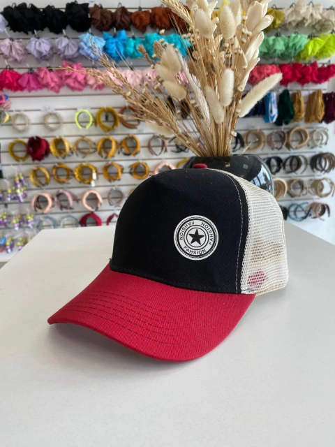 GORRA VICERA CURVA SS25 - comprar online
