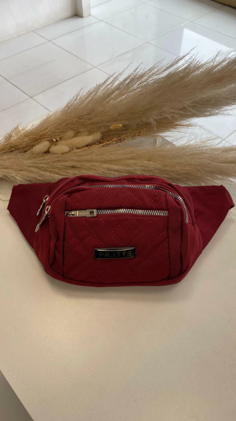 RIÑONERA ANTONELLA PRATYS ROJA