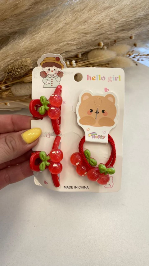 SET COLITAS + BROCHES CEREZA