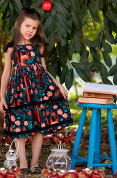 Vestido com frufru estampa bosque encantado- Precoce na internet