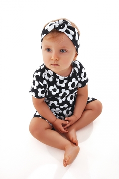 Romper manga curta Floral Preto e Branco Up Baby