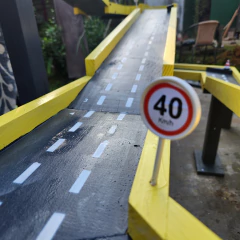 Corrida de bolinha de gude na internet