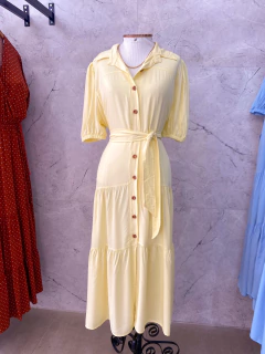 Vestido Beatriz Botões na internet