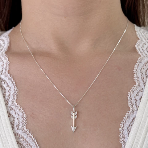 Colar de Prata Flecha Cravejada Zircônia Cristal
