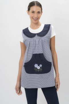 Guardapolvo Abrochado al costado - Cuadrille Azul Marino - Sin Mangas | Modelo Flores Azules en internet