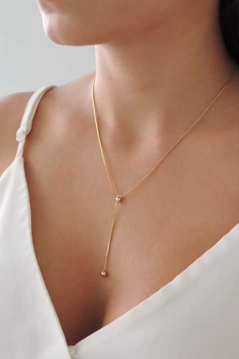 Colar Gravatinha Esfera - comprar online