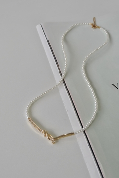 Chocker Miçangas Pérolas e Pingente Cravejado na internet