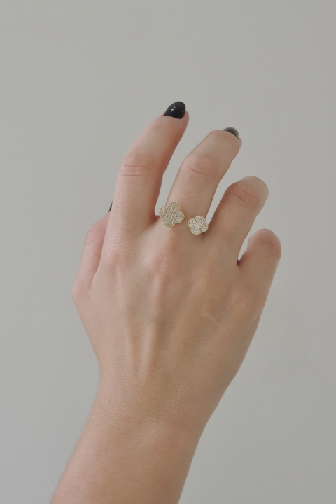 Anel Trevo Zircônias