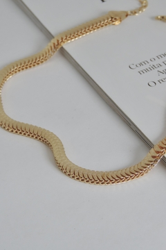 Chocker Escama Luxo na internet