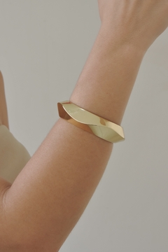 Bracelete Max Ondas
