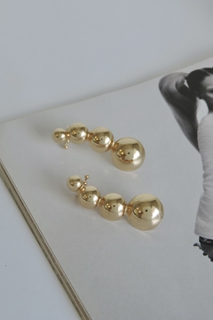 Brinco Earcuff Esfera - comprar online