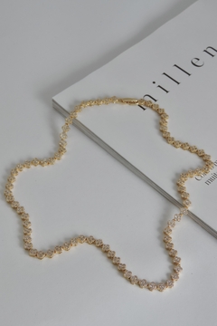 Chocker Trevo Delicado na internet