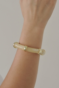 Bracelete Acrílico Boho na internet