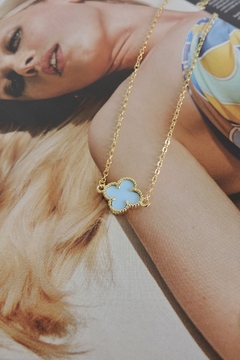 Chocker Trevo Candy na internet