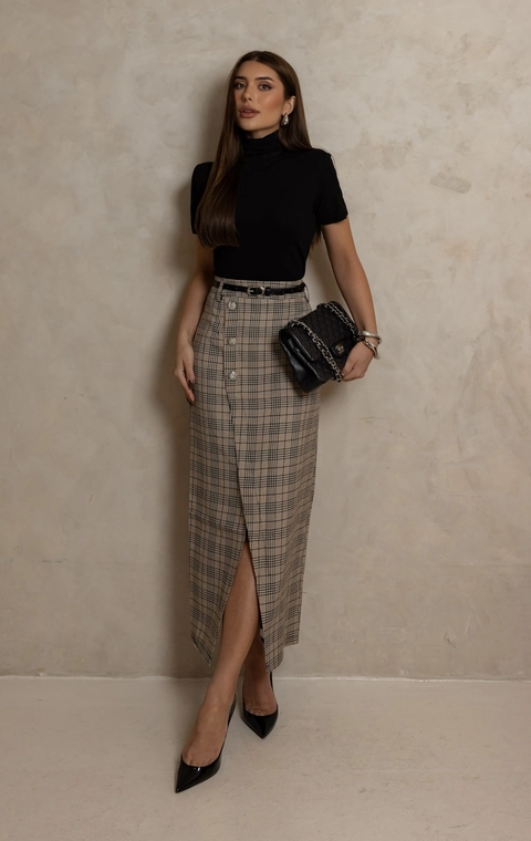 Saia Reta Max Midi Xadrez Estampa Fundo Bege Escuro - comprar online