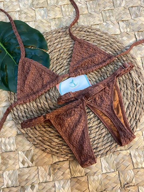 Biquini Fita Luxo Marrom Texturizado C/ Regulagem