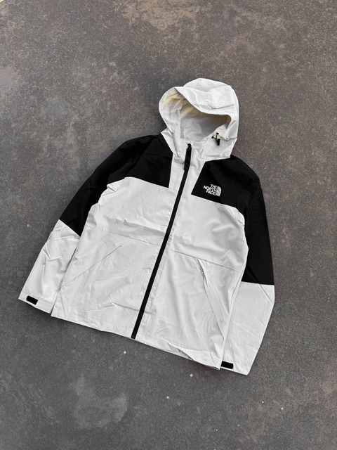 Campera TNF impermeable - comprar online