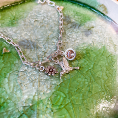 Cadena Free Spirit en internet
