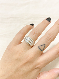 Anillo Waves en internet