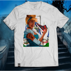 T-SHIRT CINDERELLA x AJ 1 BRED X BANNED X na internet