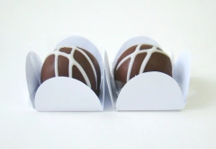 Forminha Pétala Branca 3,5x3,5cm (100 un) na internet