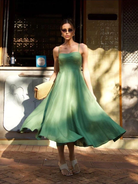 Vestido mídi em linho - comprar online